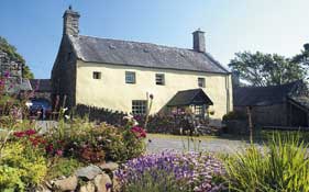 Llwyndu Farmhouse B&B,  Barmouth